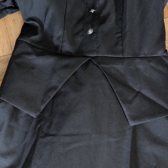 Black Wicked Witch Costume with Hat and Veil - Wizard Of Oz - Picture 5 of 9